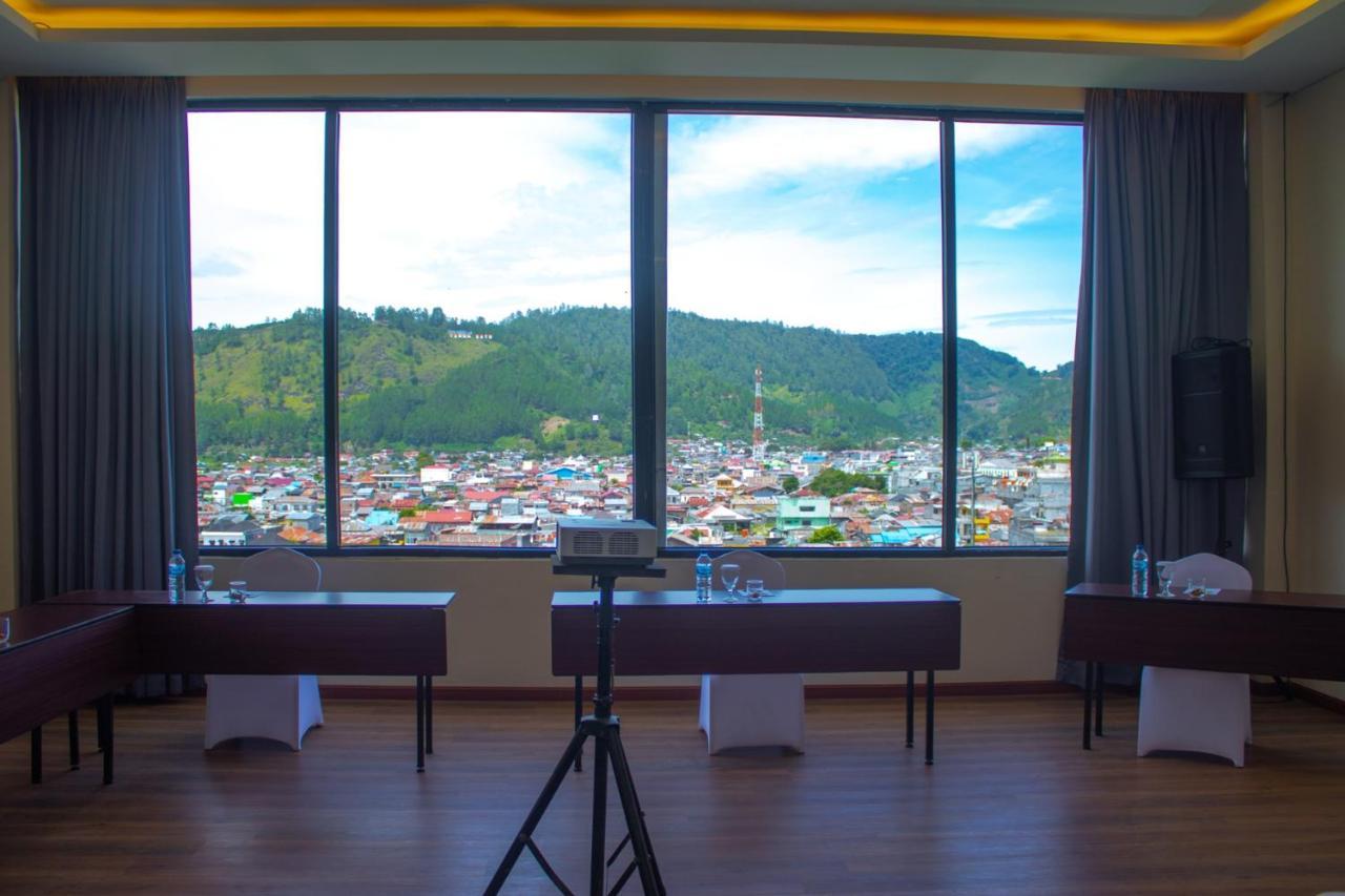 Parkside Gayo Petro Hotel Takengon المظهر الخارجي الصورة